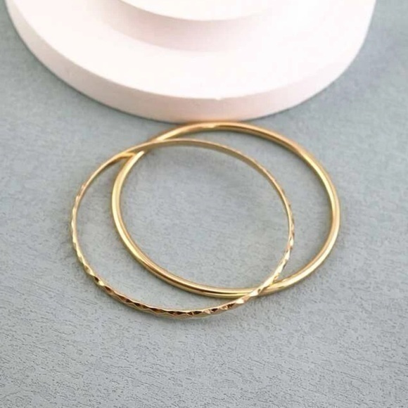 2 pcs Textured Bangle Bracelet Golden - Picture 4 of 9
